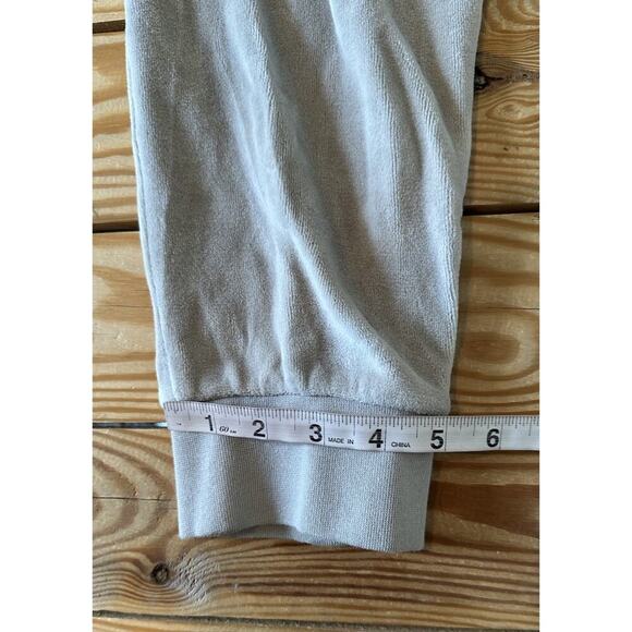 Essentials Fear of God Velour Sweatpants Size Medium Women’s Gray - Picture 10 of 10